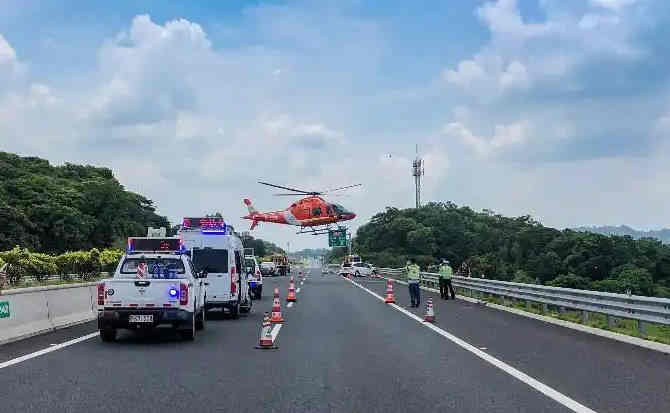 肇庆高速公路汽车救援案例